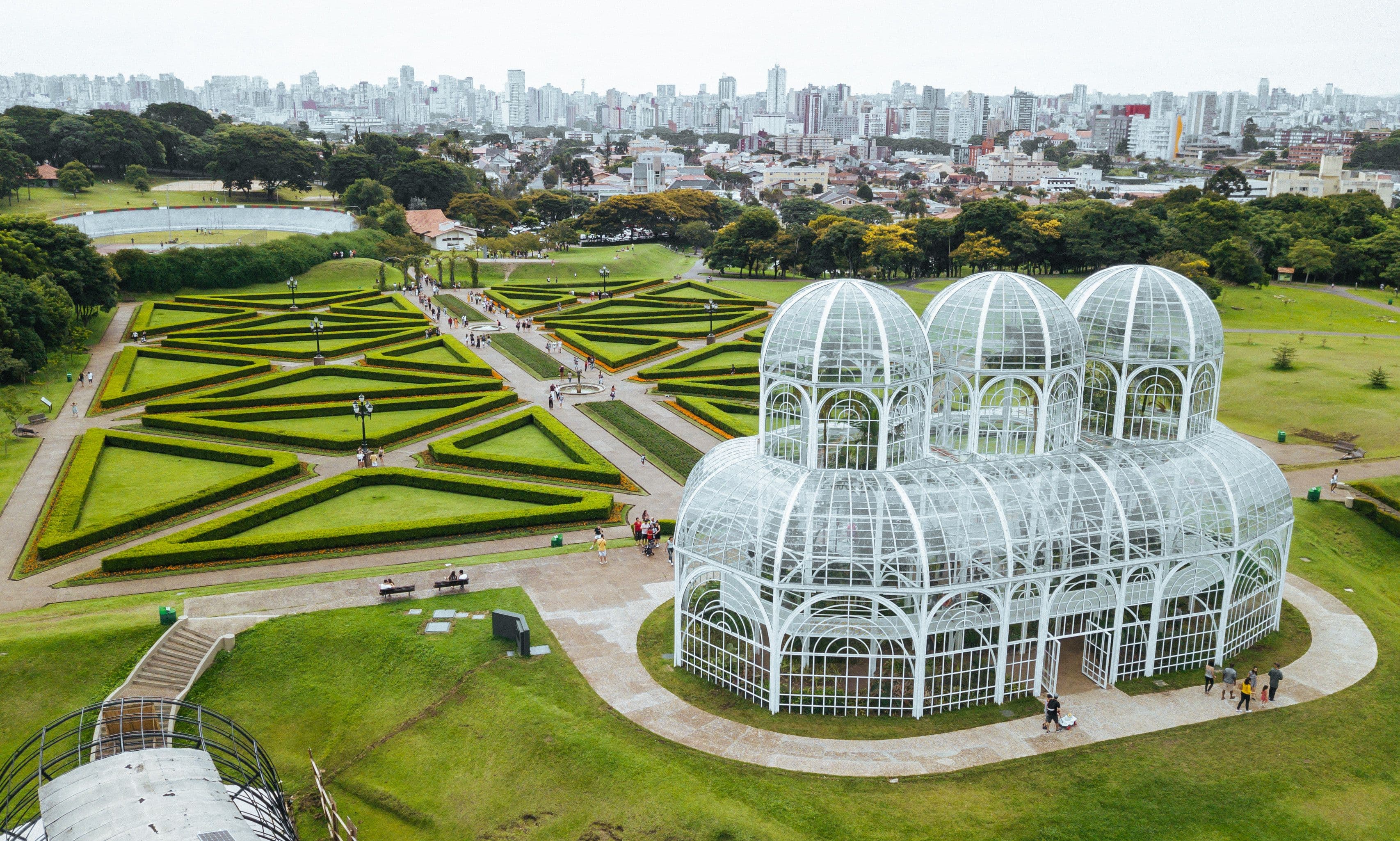 Article Curitiba na primavera: música, paisagem e arquitetura em sintonia na Ópera de Arame thumbnail