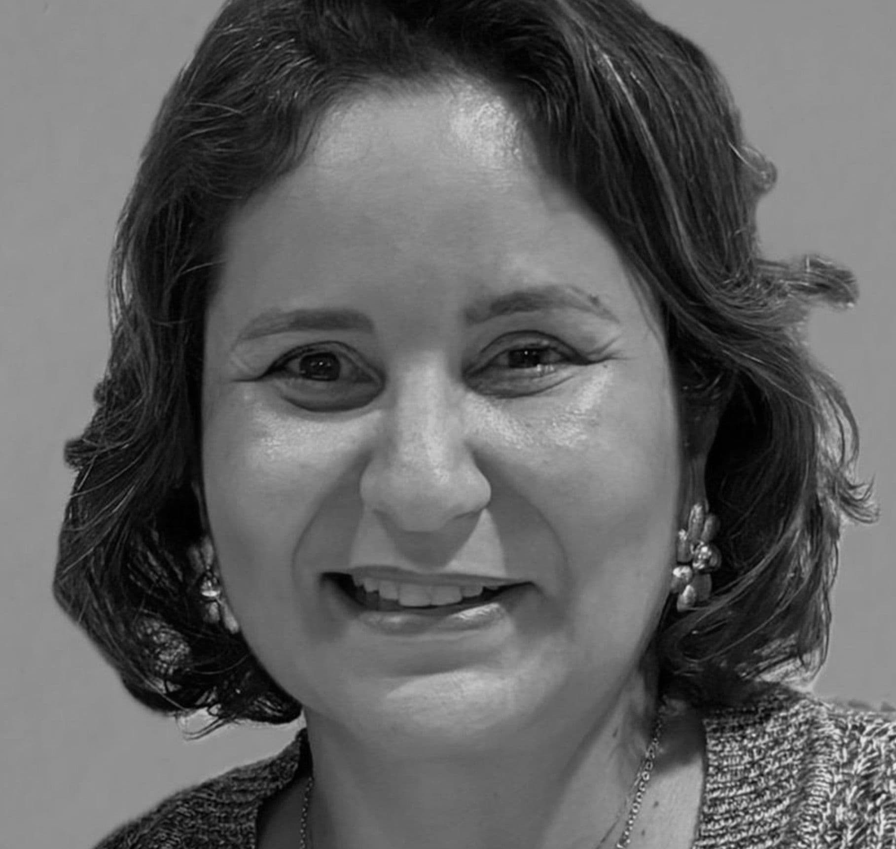 Angela Góes