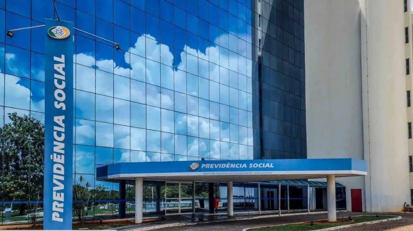 Imagem do artigo: INSS passa a bloquear novos pedidos de aposentadoria, pensão e BPC com processo ainda em andamento